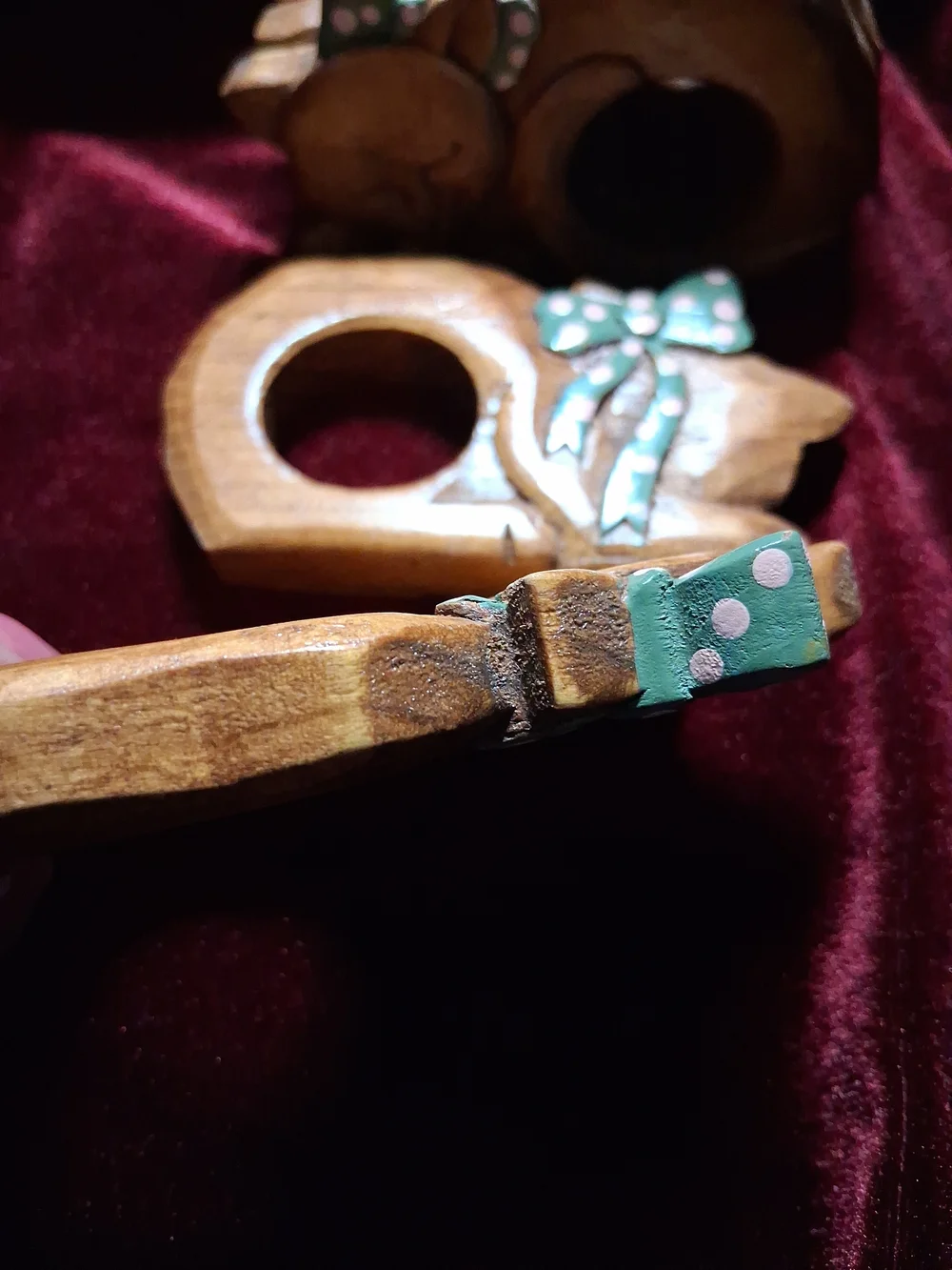 no brand set carved